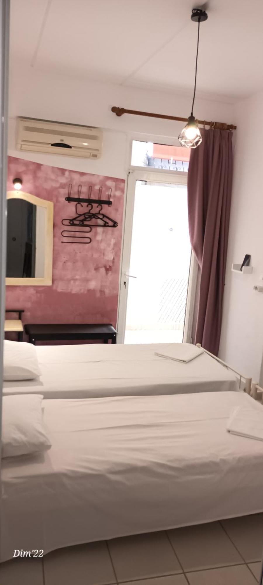 Alexandros Apartment *