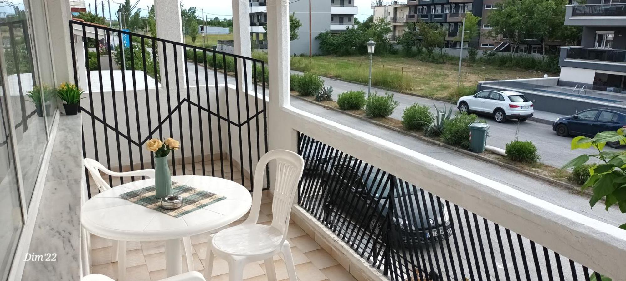 Alexandros Apartment *