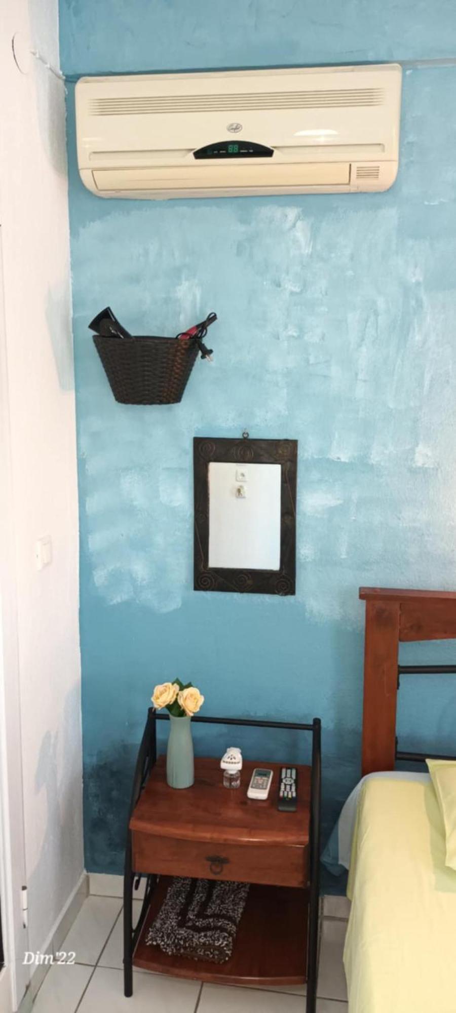 Alexandros Apartment
